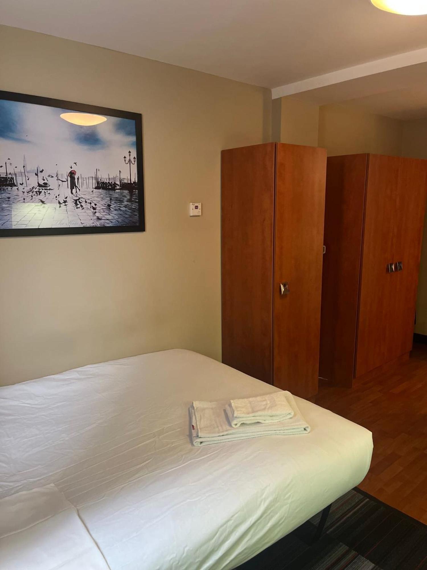 For Student Only Living In The Heart Of At Market Way Apartment Coventry