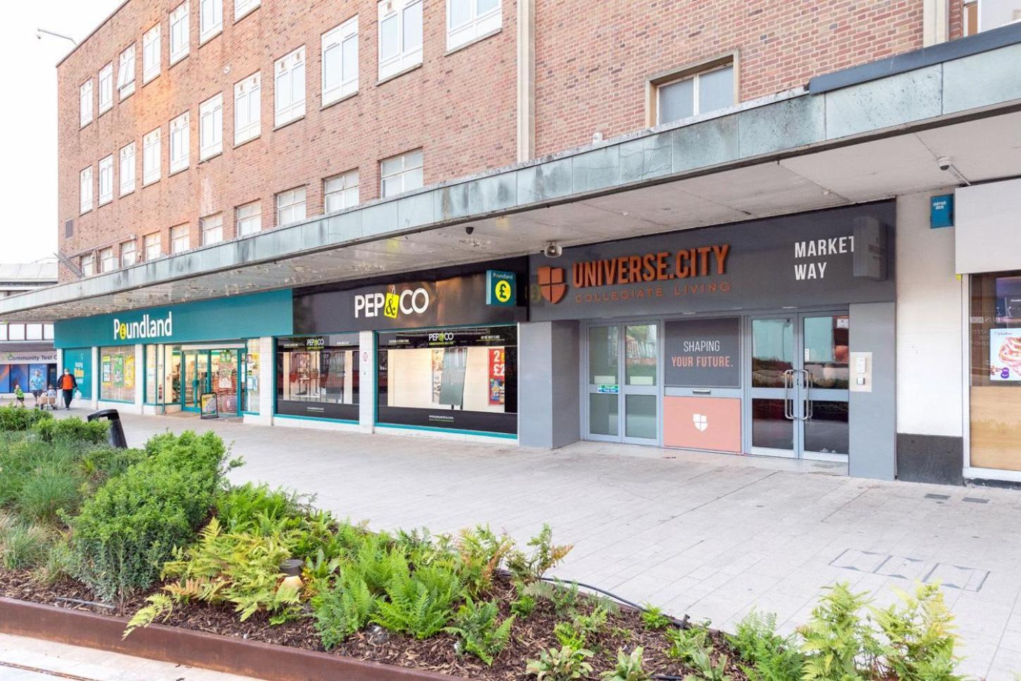 For Student Only Living In The Heart Of At Market Way Apartment *